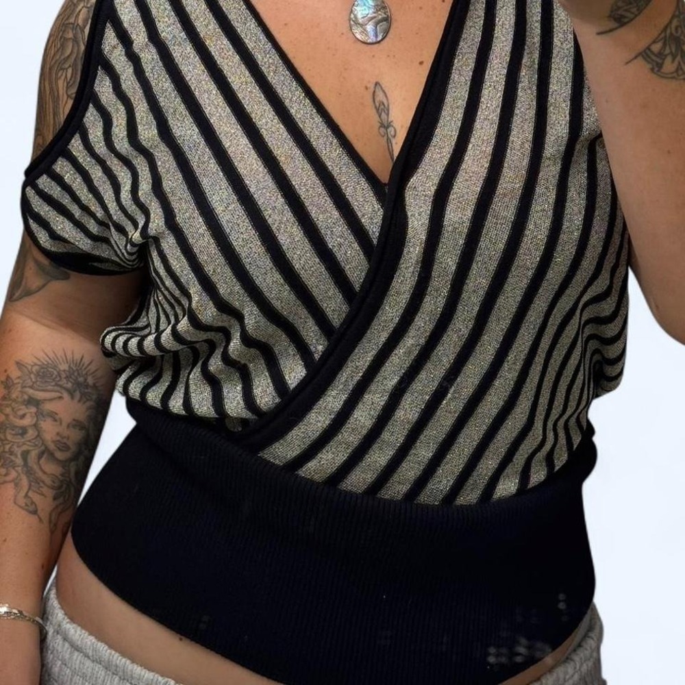 Cache Stripe Top